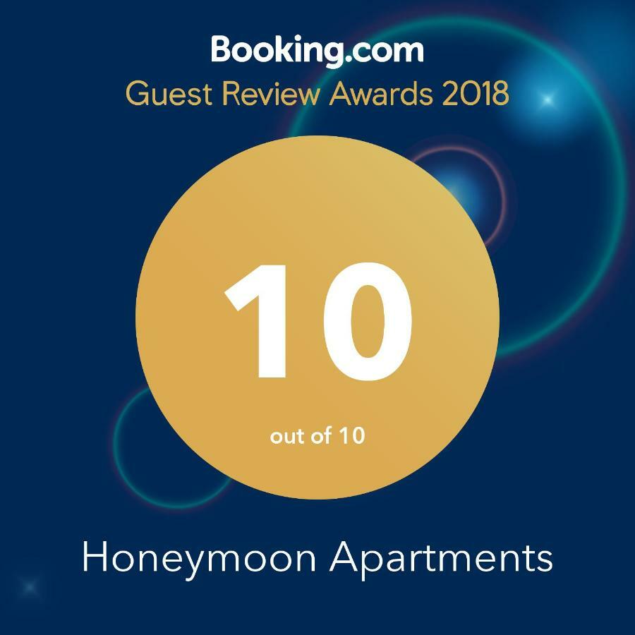 Honeymoon Apartments 베날마데나코스타 외부 사진