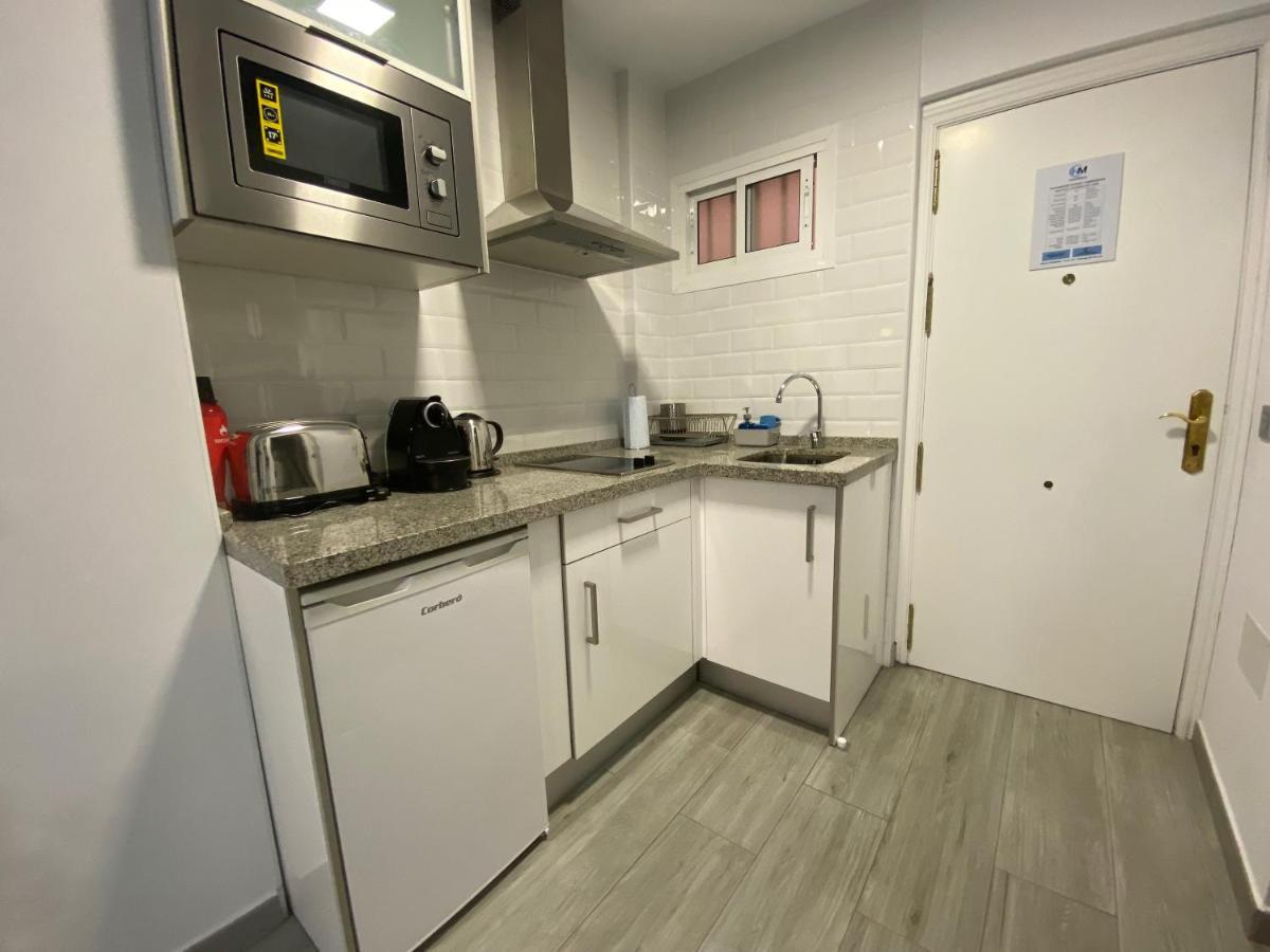 Honeymoon Apartments 베날마데나코스타 외부 사진